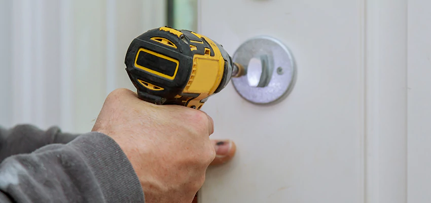 Street Locksmith For Smart Lock Repair in Arcata, CA